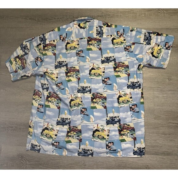 The Saturday Evening Post Men's X-Large Blue Short Sleeve Button Down. - Picture 2 of 6